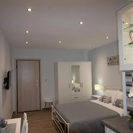 Dimitris Apartman Corfu (city)